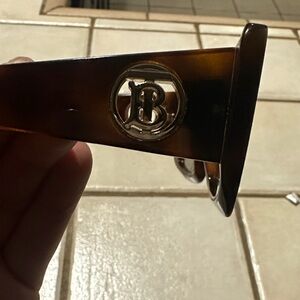 Burberry sunglasses rehoming for summer used them a few times ready to move on